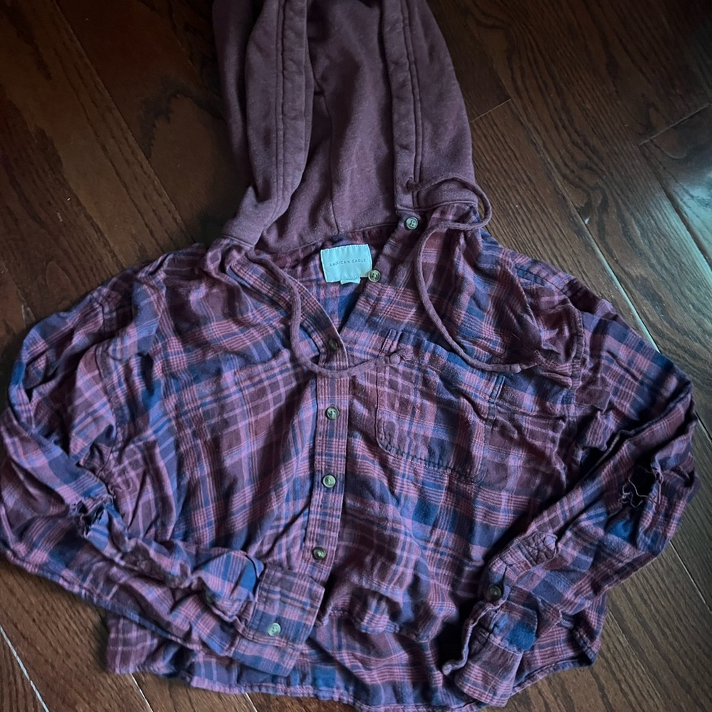 American Eagle Cropped Flannel Hoodie Size XS